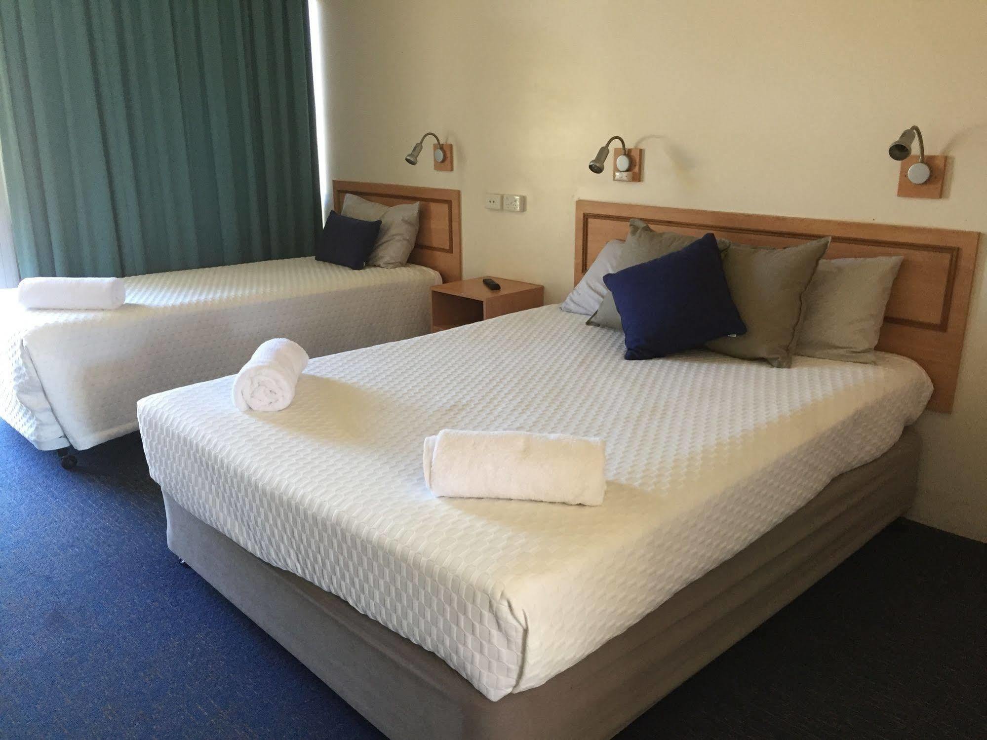 Banana Hotel Motel Ngoại thất bức ảnh
